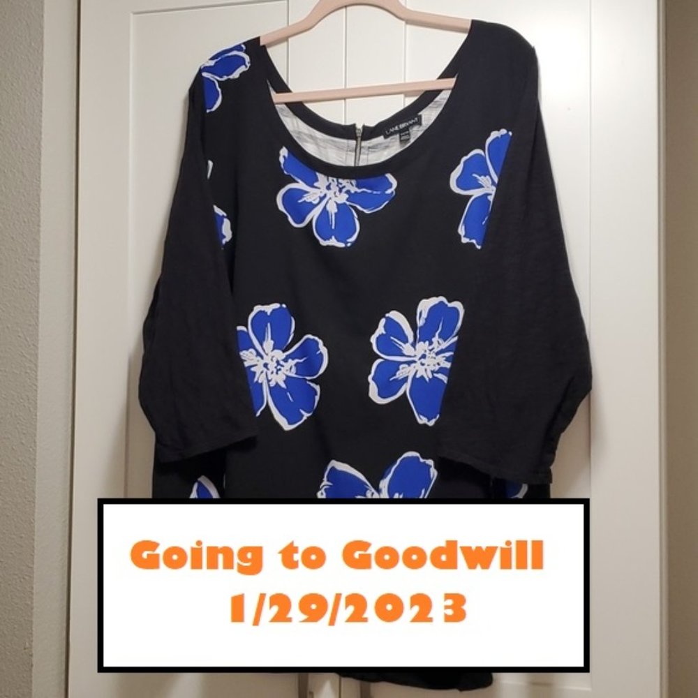 Lane Bryant Black w/Blue and White Hibiscus 26/28W